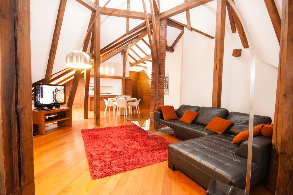 Апартаменти Luxury Loft Прага Екстер'єр фото